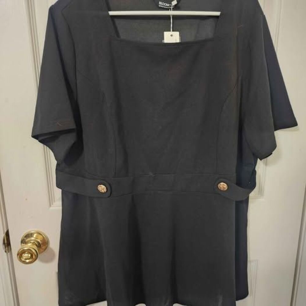 Bloomchic Top size 2X NWT